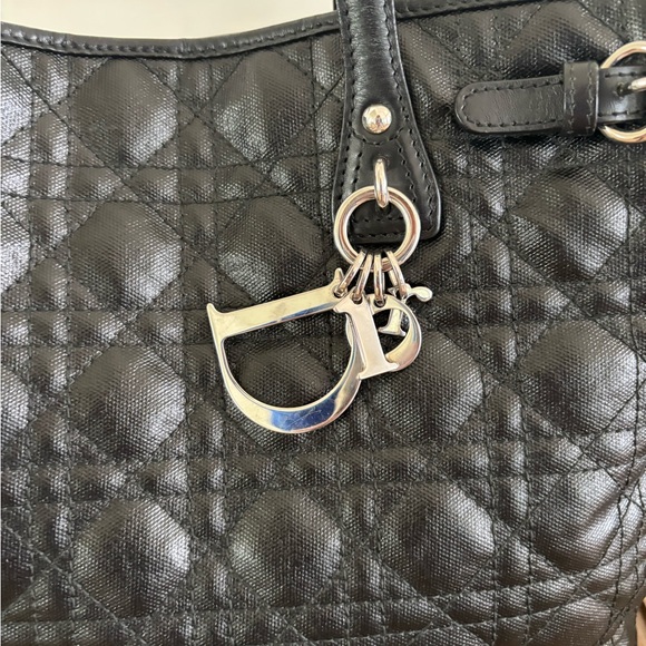 AUTHENTIC CHRISTIAN DIOR QUILTED CANNAGE CANVAS MEDIUM PANAREA TOTE - Picture 2 of 16